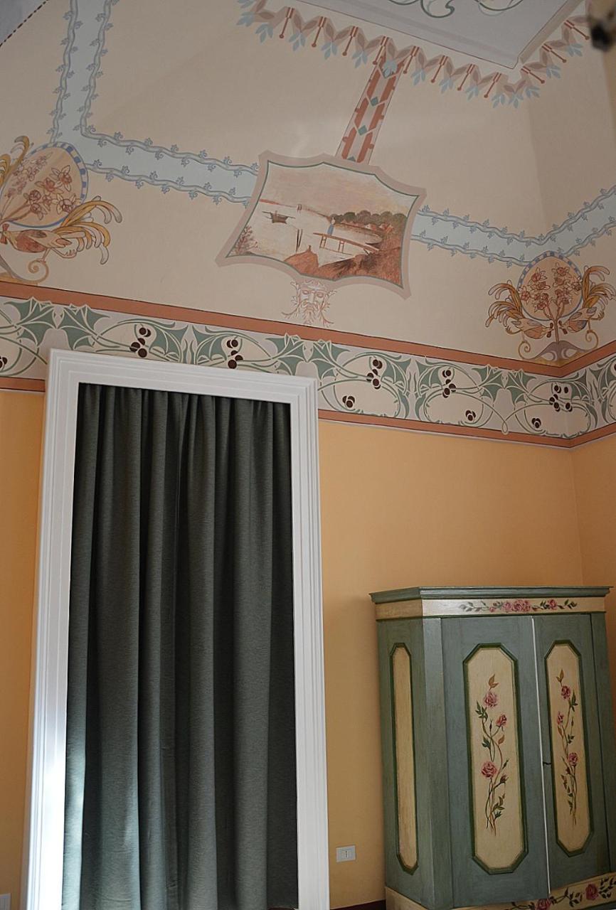 Palazzo Megha Suite & Breakfast Palmariggi Kültér fotó